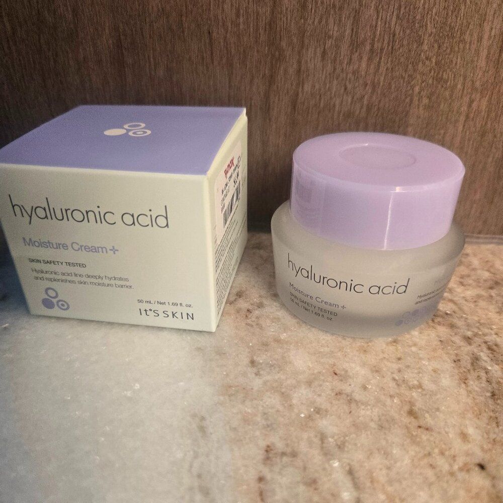 NIB it's skin hyaluronic acid Moisture cream +